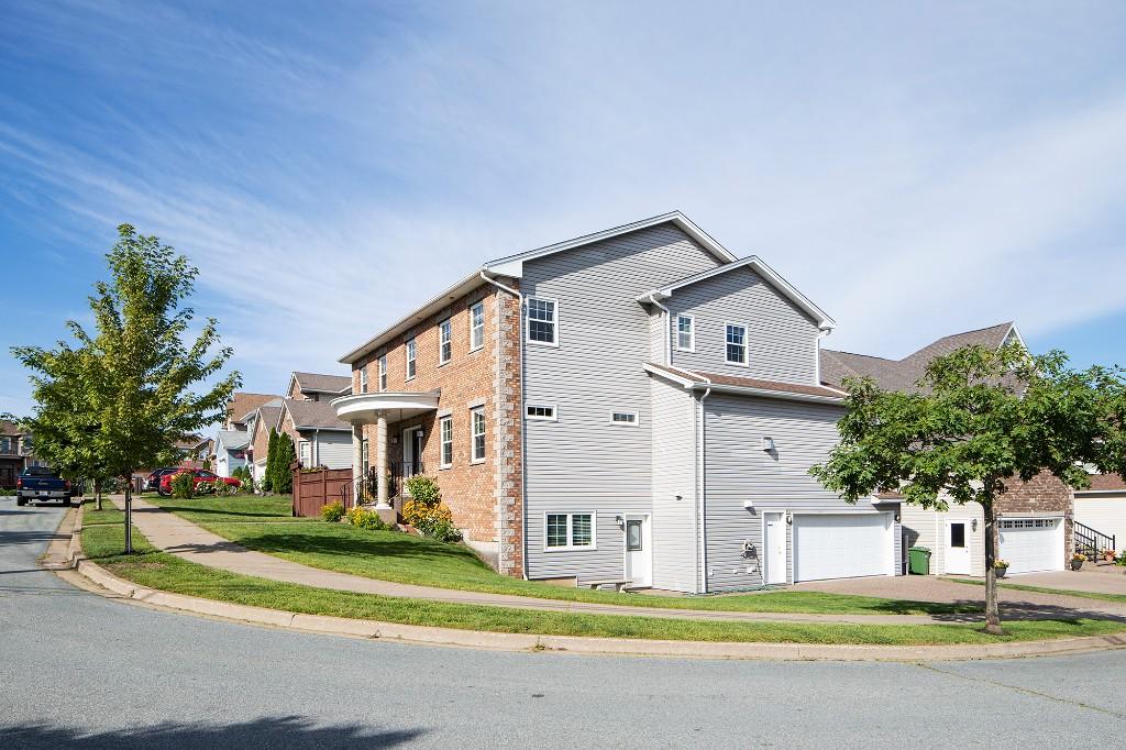 5 bedroom detached house for sale in Halifax, Nova Scotia, Canada
