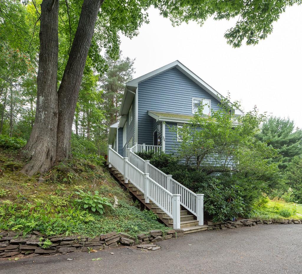 5 bedroom detached house for sale in Wolfville, Nova Scotia, Canada