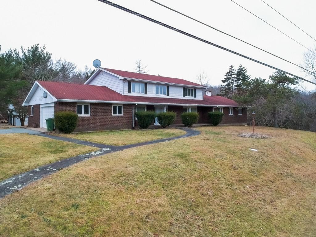 5 bedroom house for sale in Lower Sackville, Nova Scotia, Canada