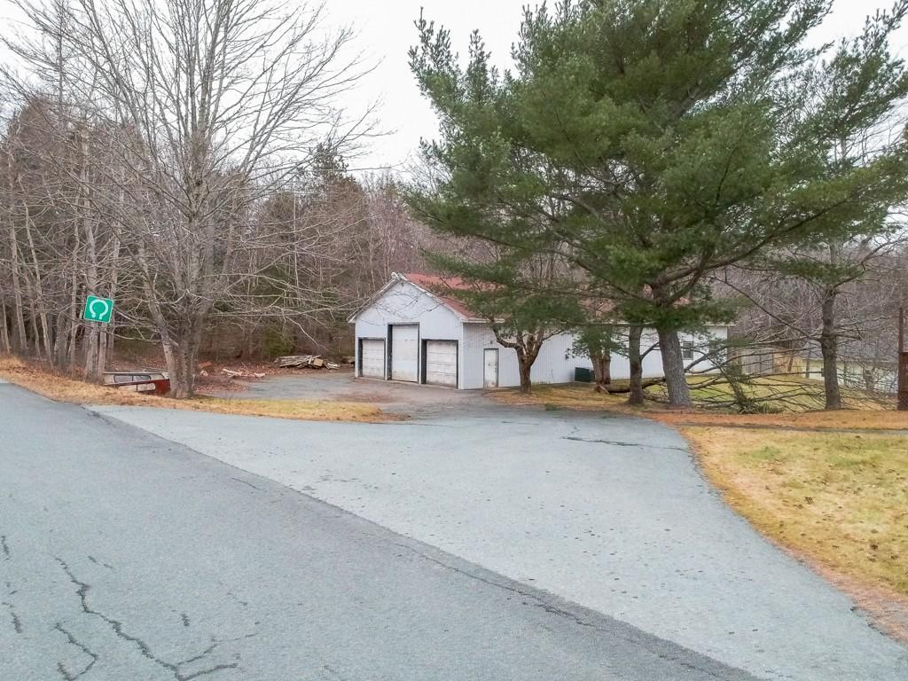 5 bedroom house for sale in Lower Sackville, Nova Scotia, Canada
