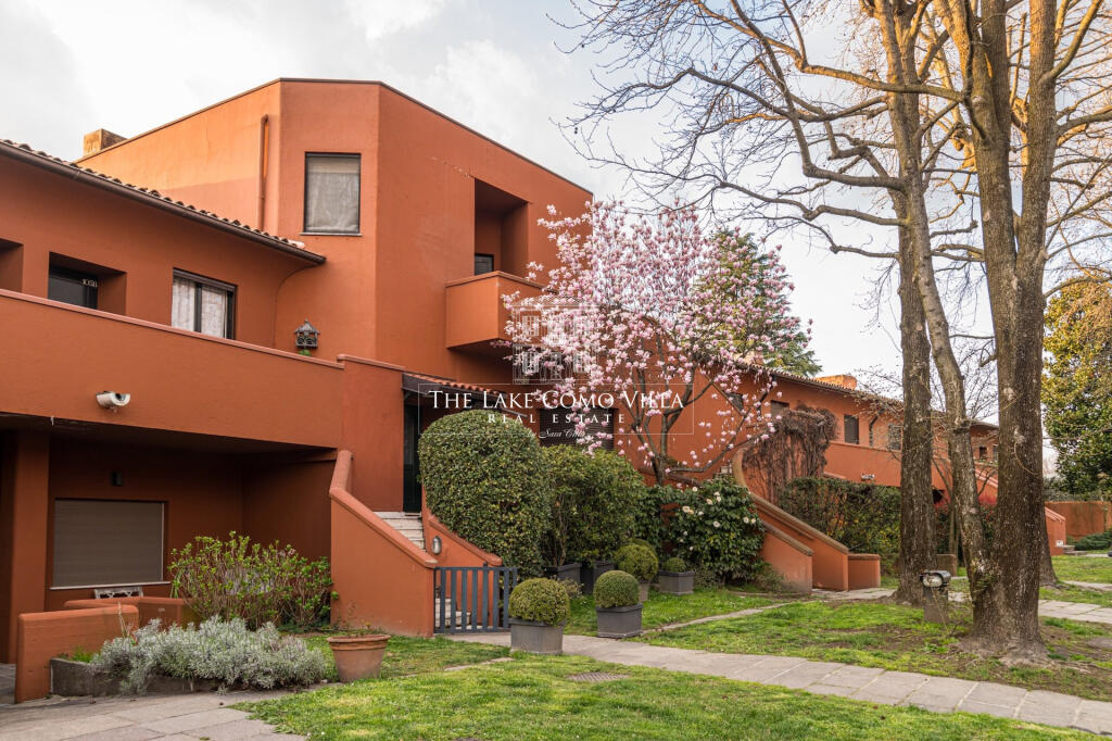 Main image of property: Lombardy, Como, Como