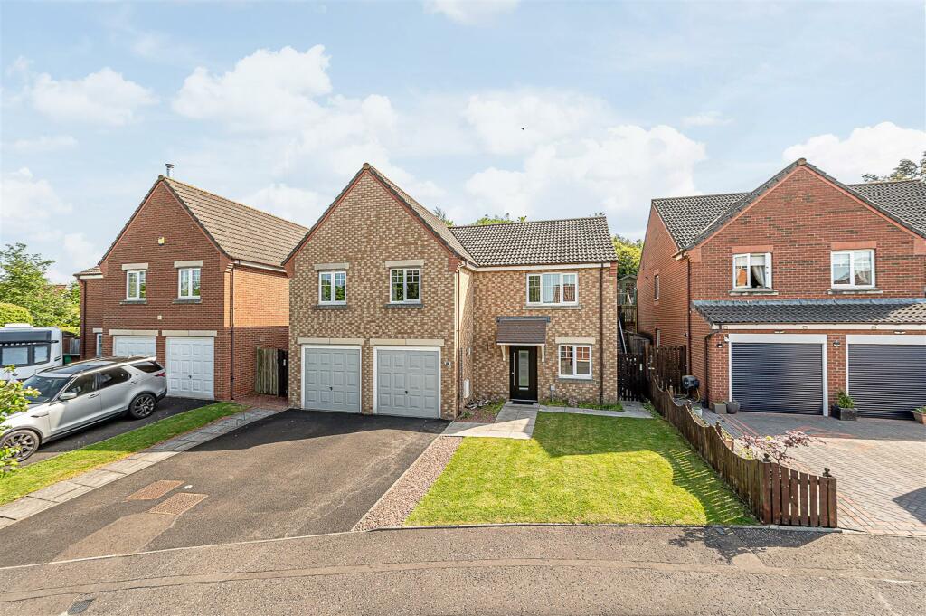 5 bedroom detached house for sale in 88 Fergusson Road, Dunfermline