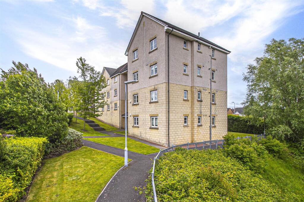 Main image of property: Flat 3, 33 Plover Crescent, Dunfermline