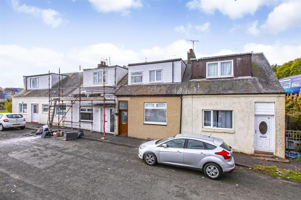 Main image of property: 10 Natal Place, Cowdenbeath, KY4 8HX