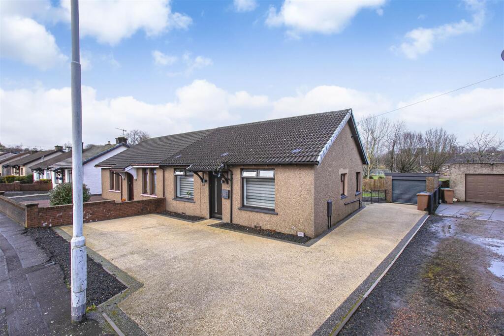 Main image of property: 216 Foulford Road, Cowdenbeath, KY4 9AX