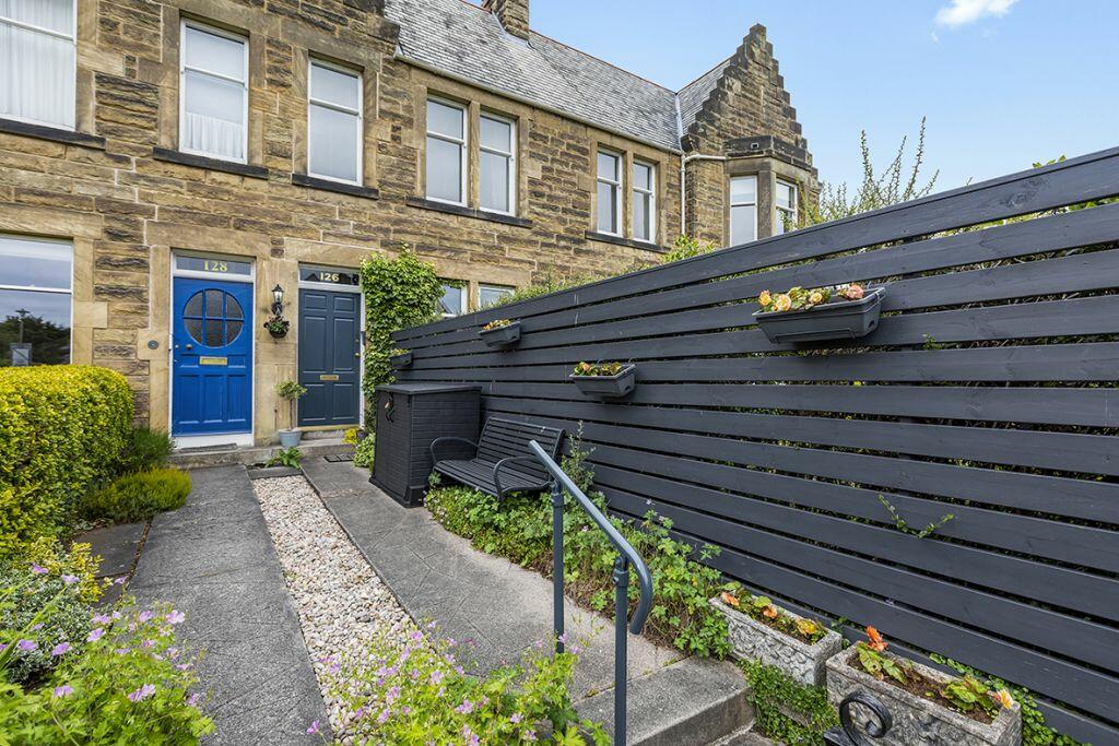 Main image of property: 126 Grange Loan, Edinburgh, EH9 2EF