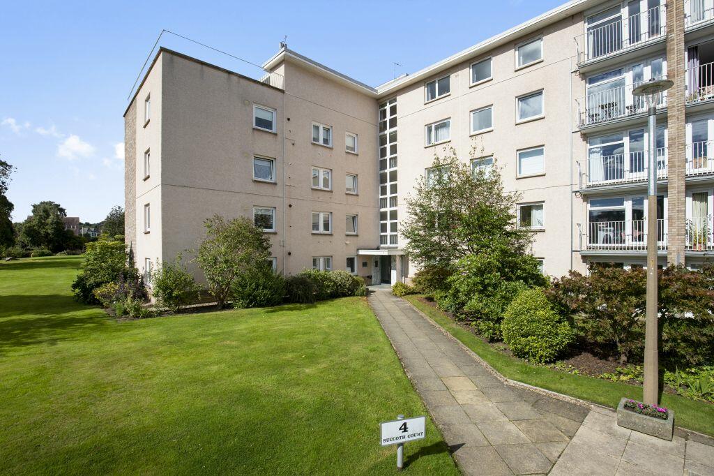 Main image of property: 4/6 Succoth Court, Ravelston, EDINBURGH, EH12 6BZ