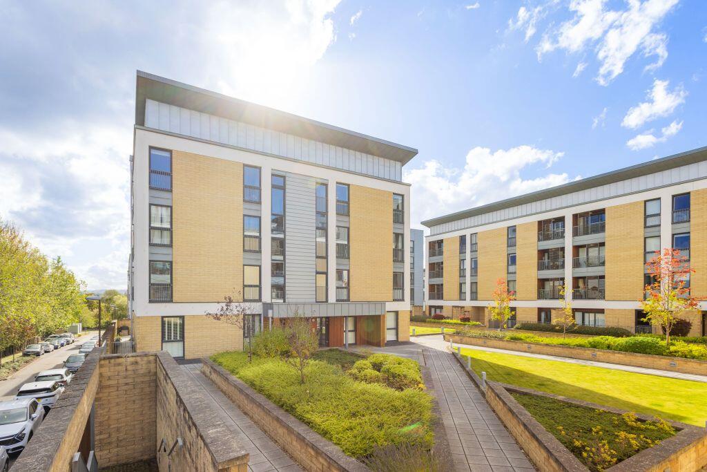Main image of property: 3/7 Kimmerghame Drive, Fettes, Edinburgh EH4 2GJ