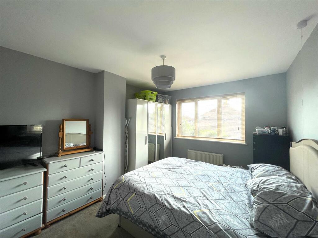 Additional property image - New Bristol Road, Worle, Weston super Mare