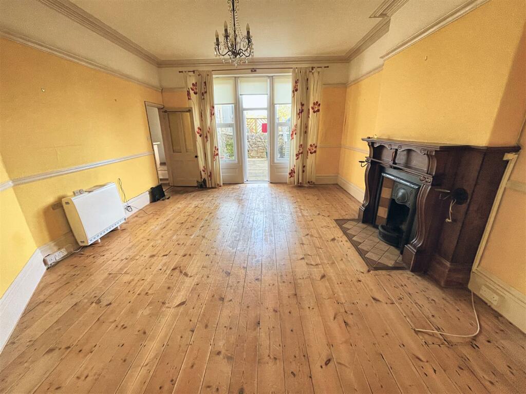 Additional property image - Elmhyrst Road, Weston super mare