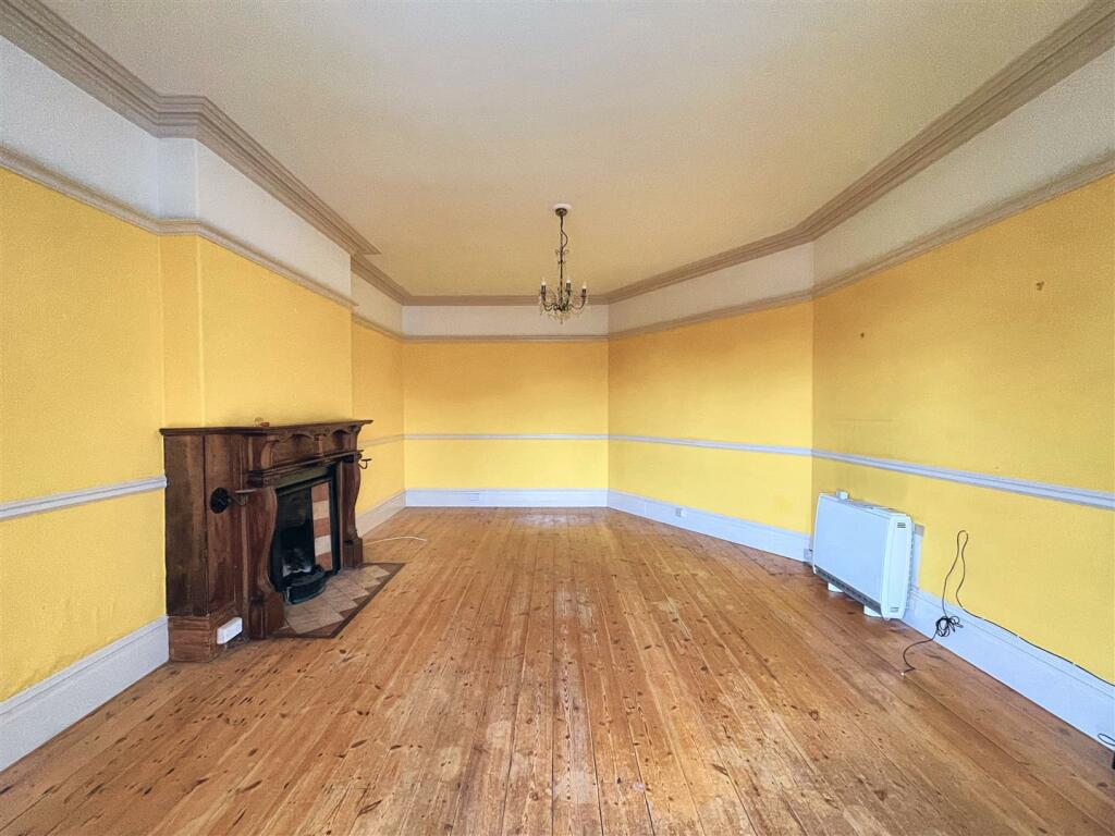 Additional property image - Elmhyrst Road, Weston super mare