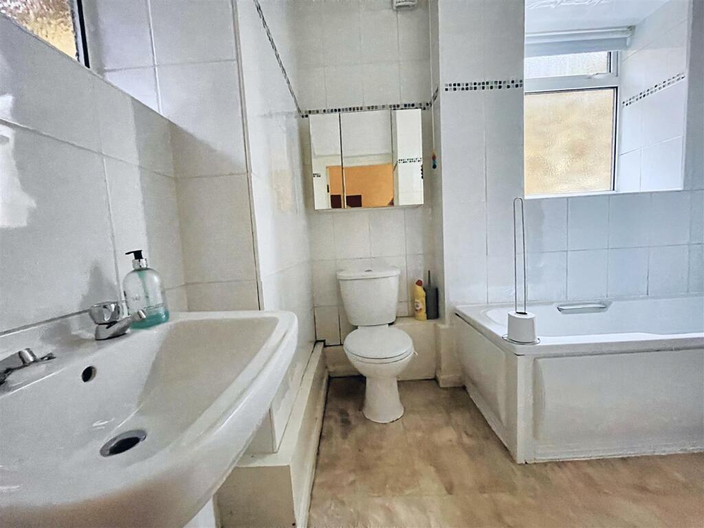 Additional property image - Elmhyrst Road, Weston super mare