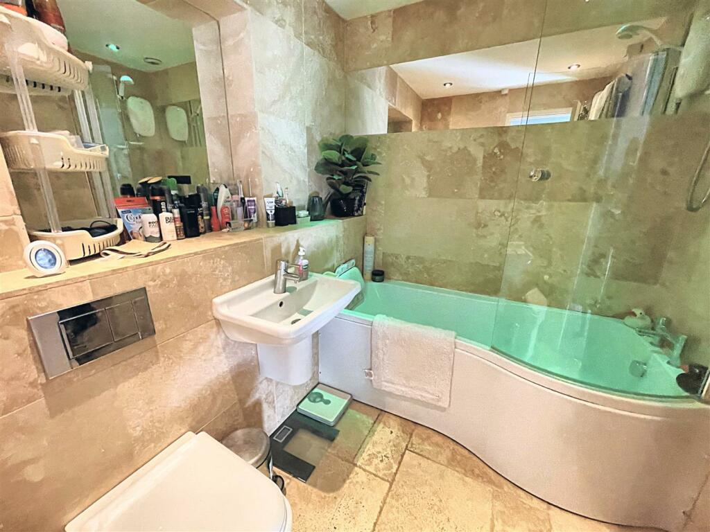 Additional property image - Dean Close, Worle, Weston super Mare