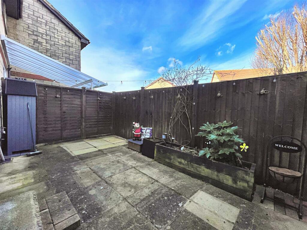 Additional property image - Appletree Court, Worle, Weston-super-Mare