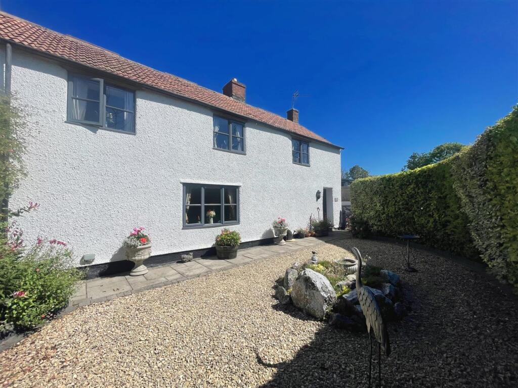 Main image of property: Lower Norton Lane, Kewstoke, Weston-Super-Mare