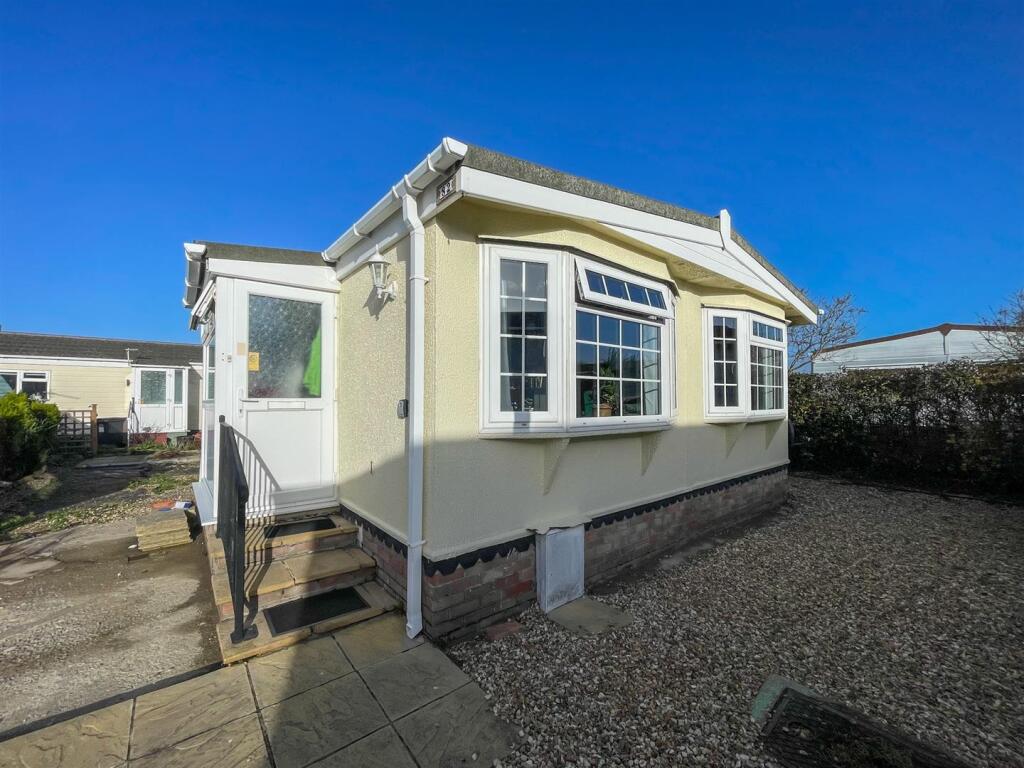 Main image of property: Sycamore, Oaktree park, Locking