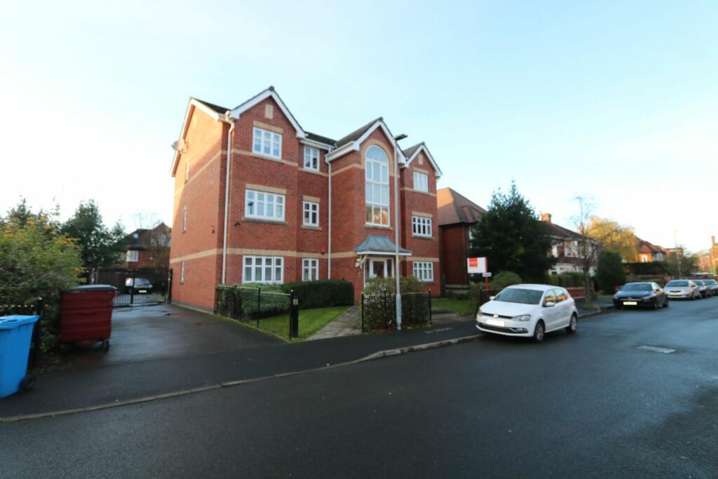 2 bedroom apartment for rent in Woodgate Road, Whalley Range, Manchester, M16
