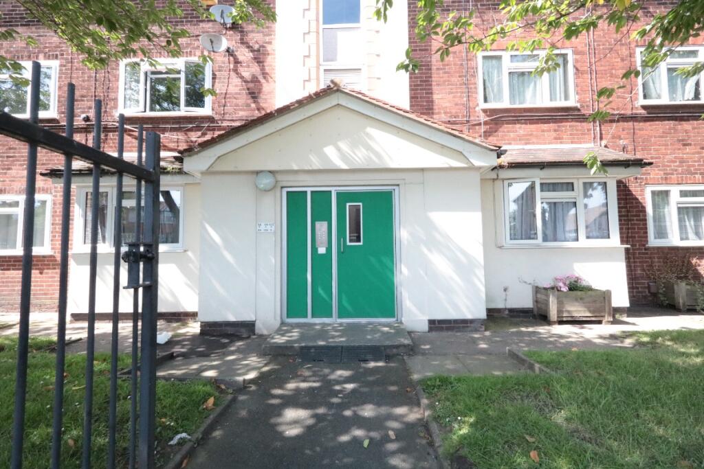 Main image of property: Railway Road, Stretford, Manchester