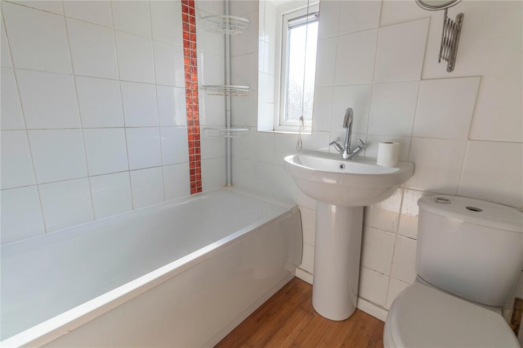 2 bedroom semidetached house for sale in Browning Road, Deighton