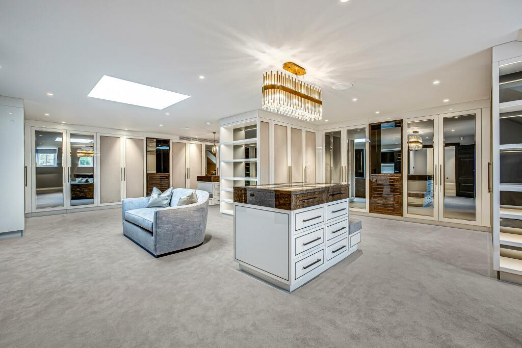 Additional property image - Holwood Park Avenue, Keston Park, Keston, BR6