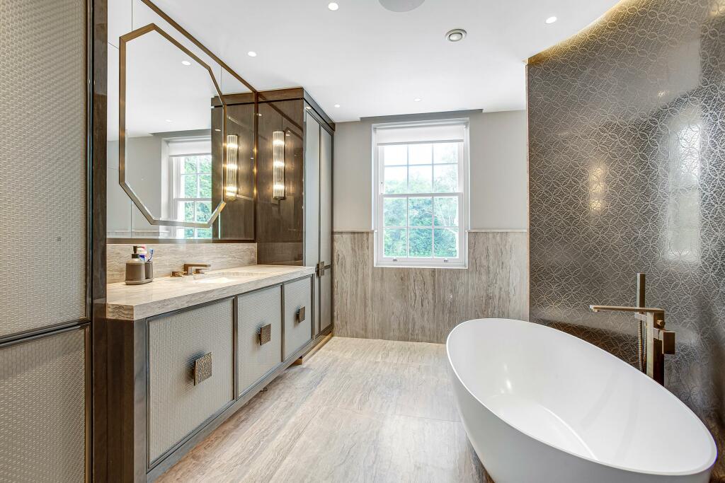 Additional property image - Holwood Park Avenue, Keston Park, Keston, BR6