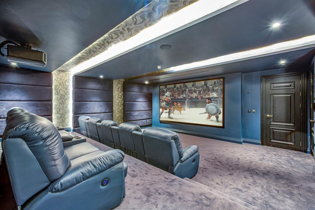 Additional property image - Holwood Park Avenue, Keston Park, Keston, BR6