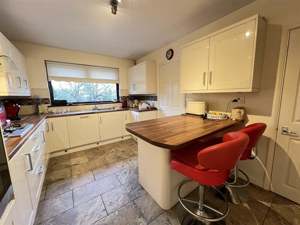 Additional property image - Merthyr Road, Llwydcoed, Aberdare