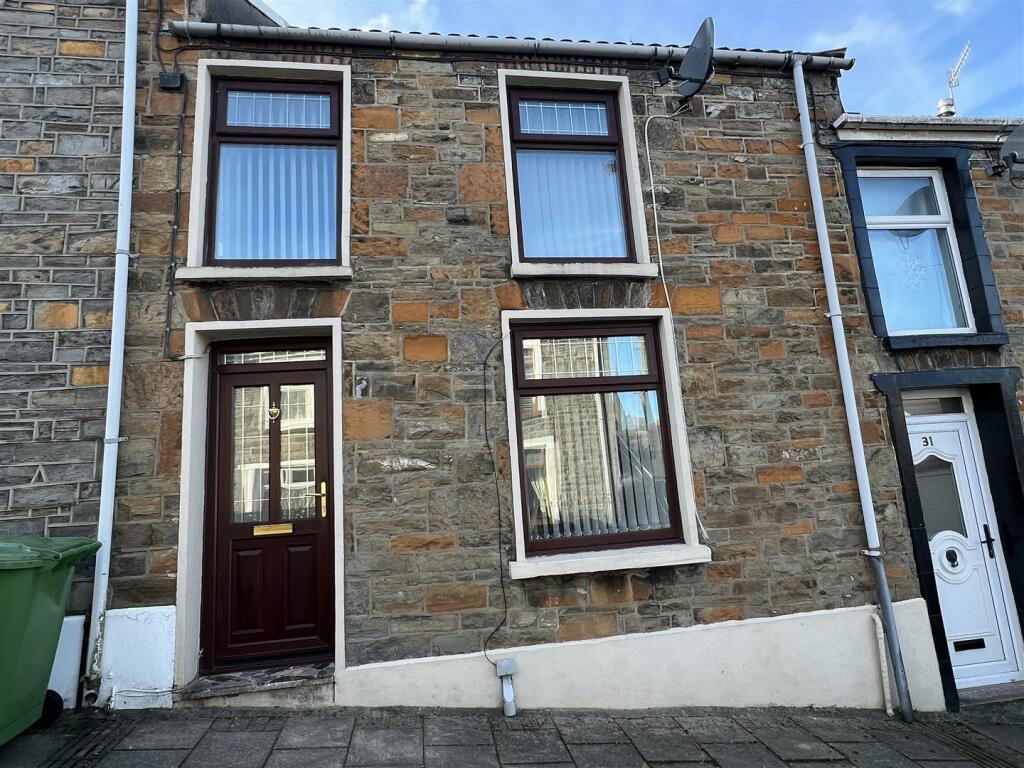 2 bedroom terraced house for sale in Jenkin Street, Aberdare, CF44