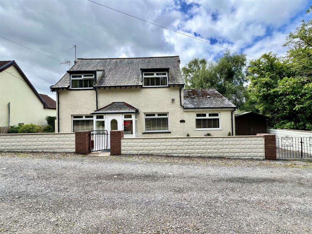 Main image of property: Abernant, Aberdare