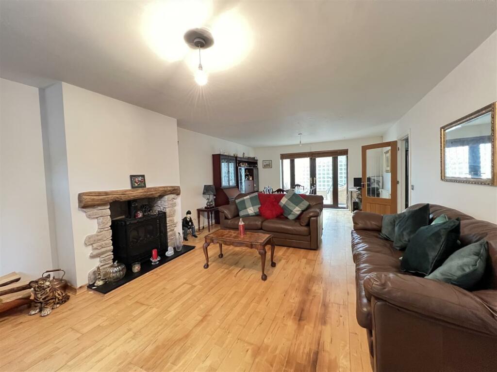 Additional property image - Penderyn Road, Hirwaun, Aberdare