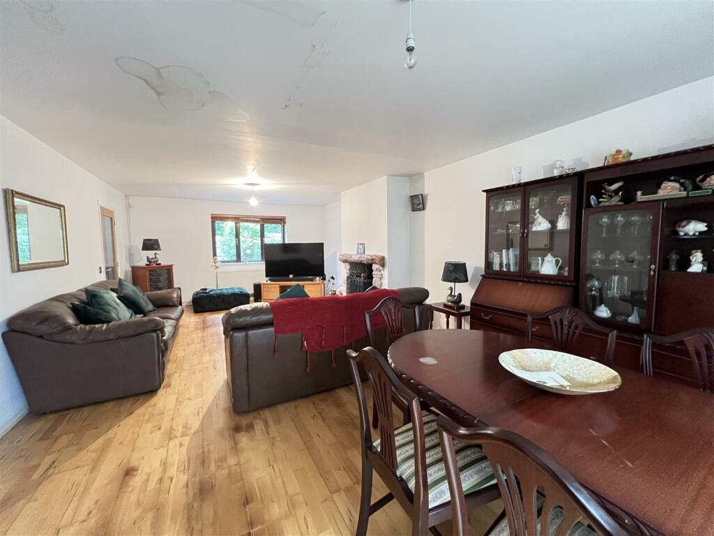 Additional property image - Penderyn Road, Hirwaun, Aberdare