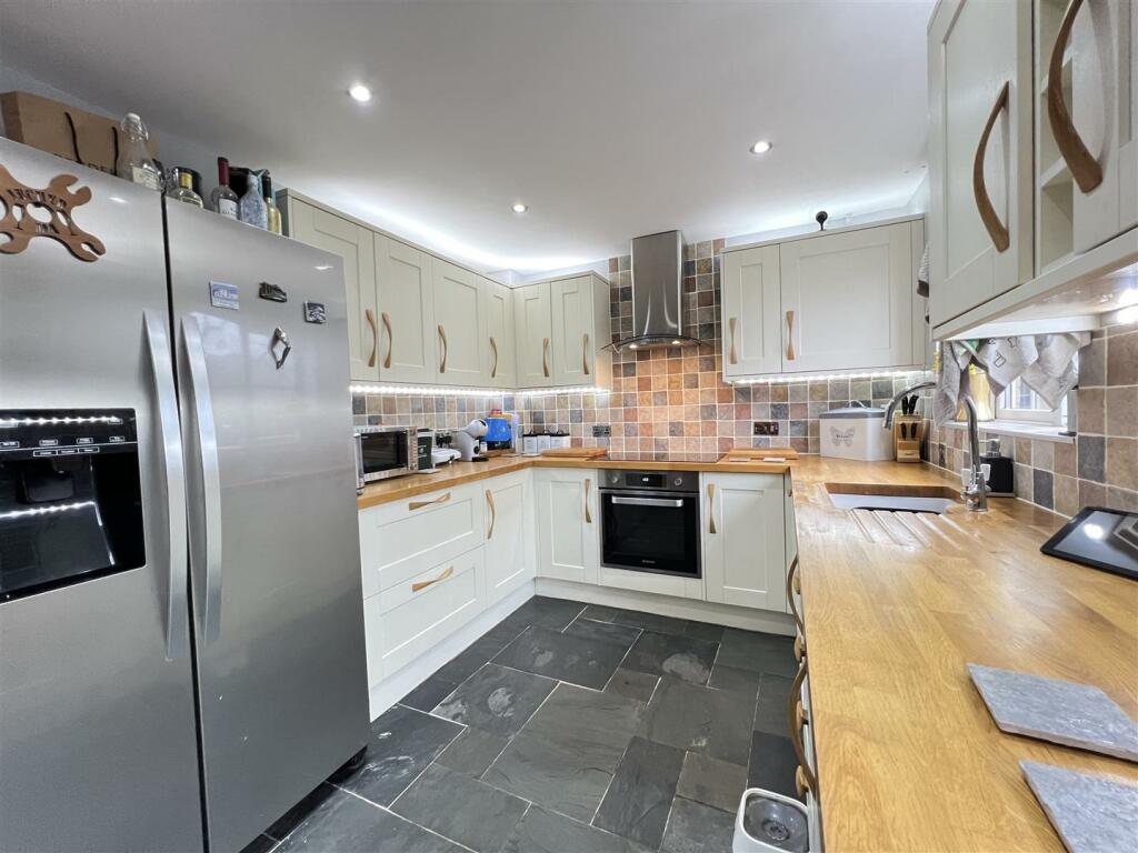 Additional property image - The Ridings, Aberdare