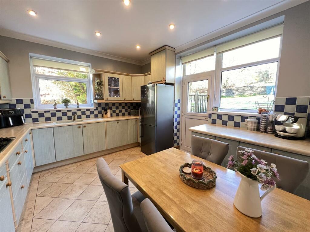 Additional property image - Glanrhyd Street, Cwmaman, Aberdare
