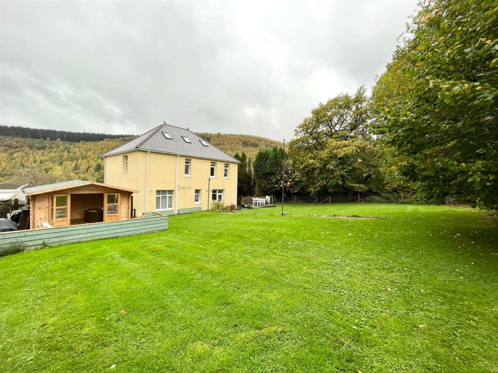 Additional property image - Glanrhyd Street, Cwmaman, Aberdare