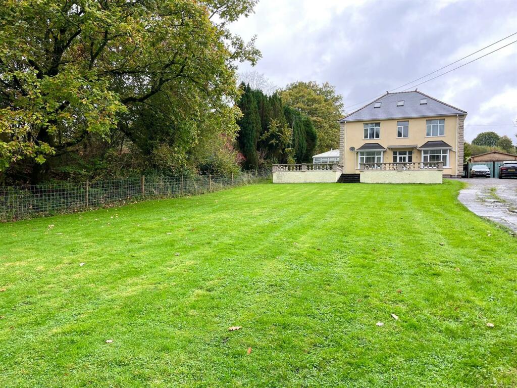 Additional property image - Glanrhyd Street, Cwmaman, Aberdare
