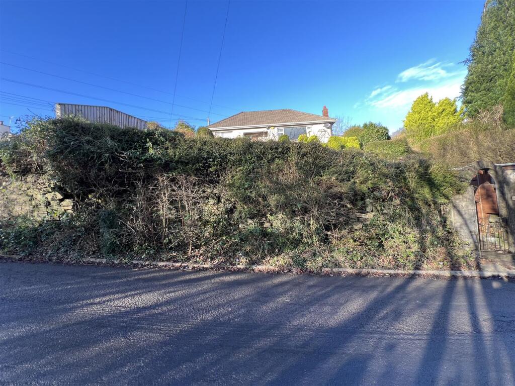 Additional property image - Fforchneol Row, Aberdare