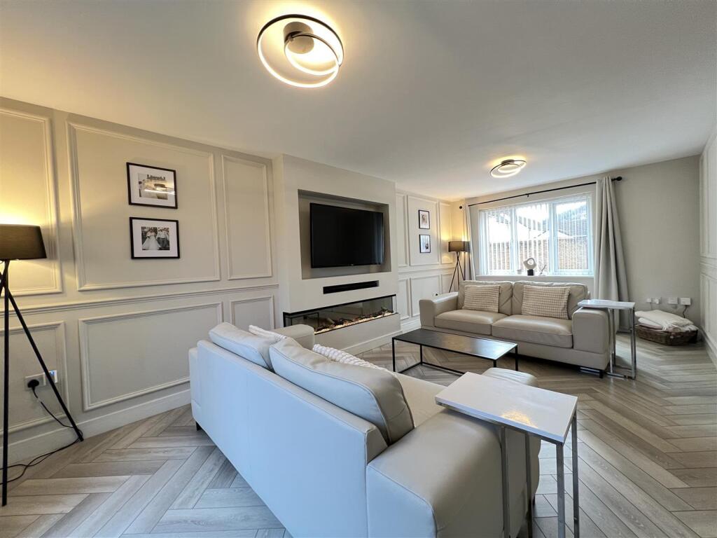 Additional property image - Cae Alaw Goch, Aberdare