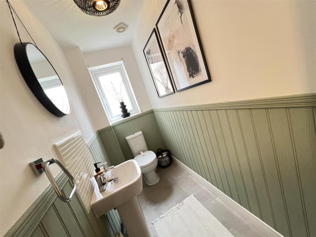 Additional property image - Cae Alaw Goch, Aberdare