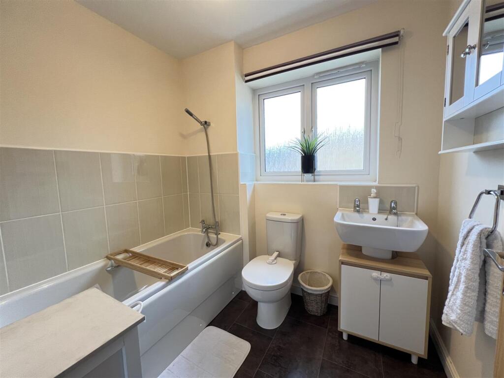 Additional property image - Cae Alaw Goch, Aberdare