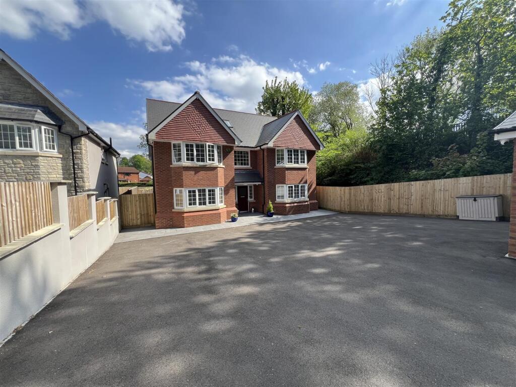 Main image of property: Cwmynysminton Road, Aberdare