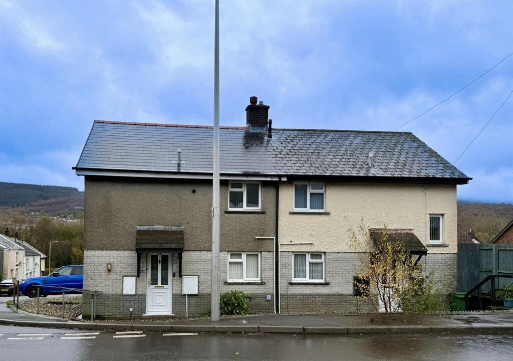 Main image of property: Cardiff Rd, Aberaman, Aberdare