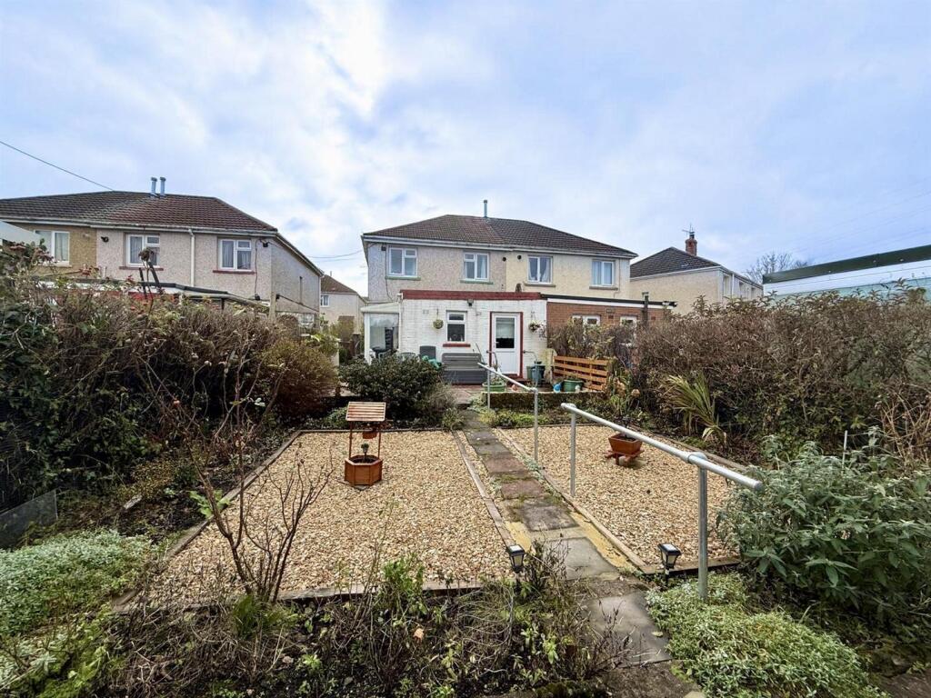 Main image of property: Trenant, Hirwaun, Aberdare
