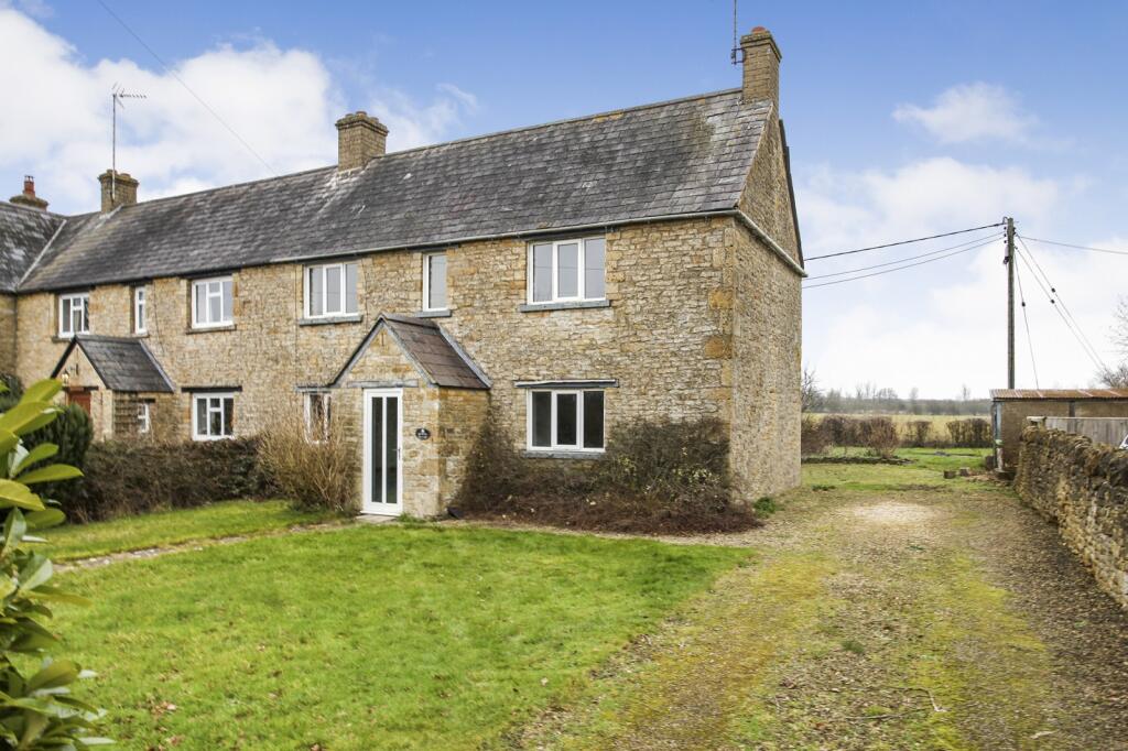 Main image of property: Evenlode Road, Moreton-in-Marsh, Gloucestershire. GL56 0NJ