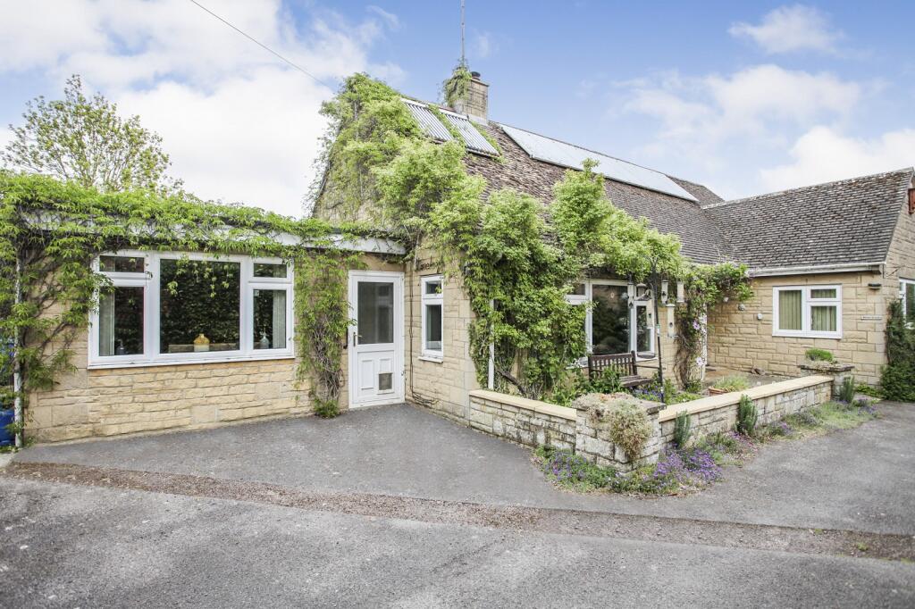 Main image of property: Todenham Road, Moreton-in-Marsh, Gloucestershire. GL56 9NJ