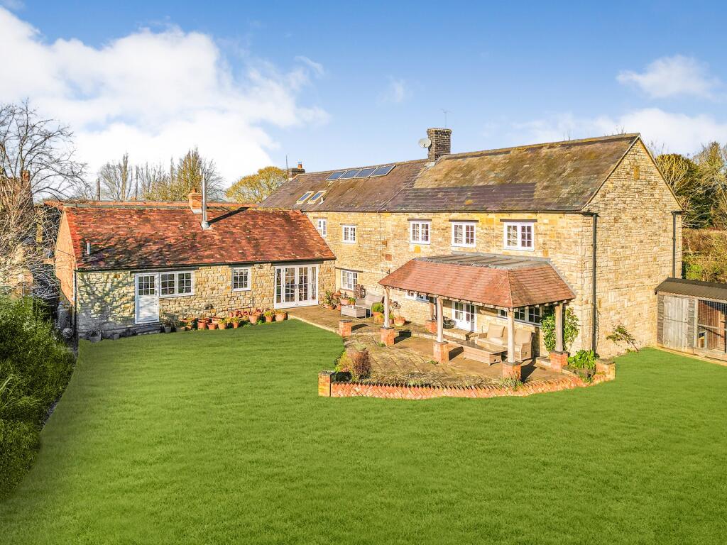 Main image of property: Fulready, Ettington, Stratford-upon-Avon, Warwickshire. CV37 7PE