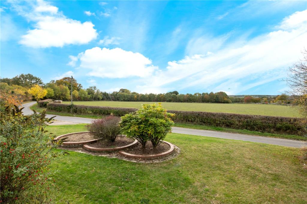 6 bedroom bungalow for sale in Bulby, Bourne, Lincolnshire, PE10