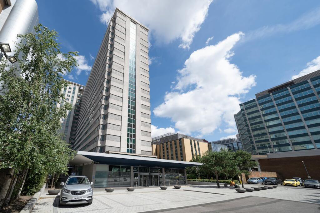 Office to lease in Southern House, Wellesley Grove, Croydon, CR0 1XG, CR0