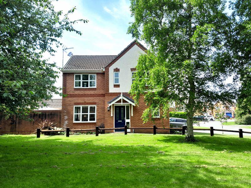 3 bedroom detached house for sale in Hawkstone Way, Fairways, Wrexham, LL13