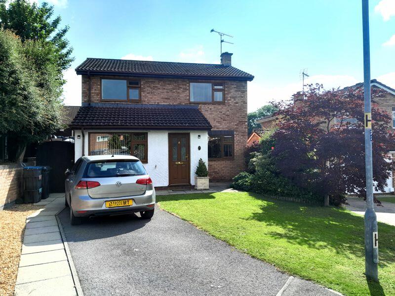 3 bedroom detached house for sale in Thornhill Drive, Wrexham, LL14