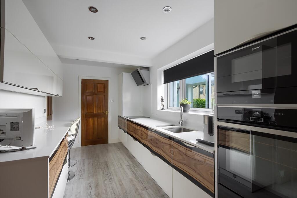 Additional property image - Wheatley Lane Road, Fence, Lancashire, BB12